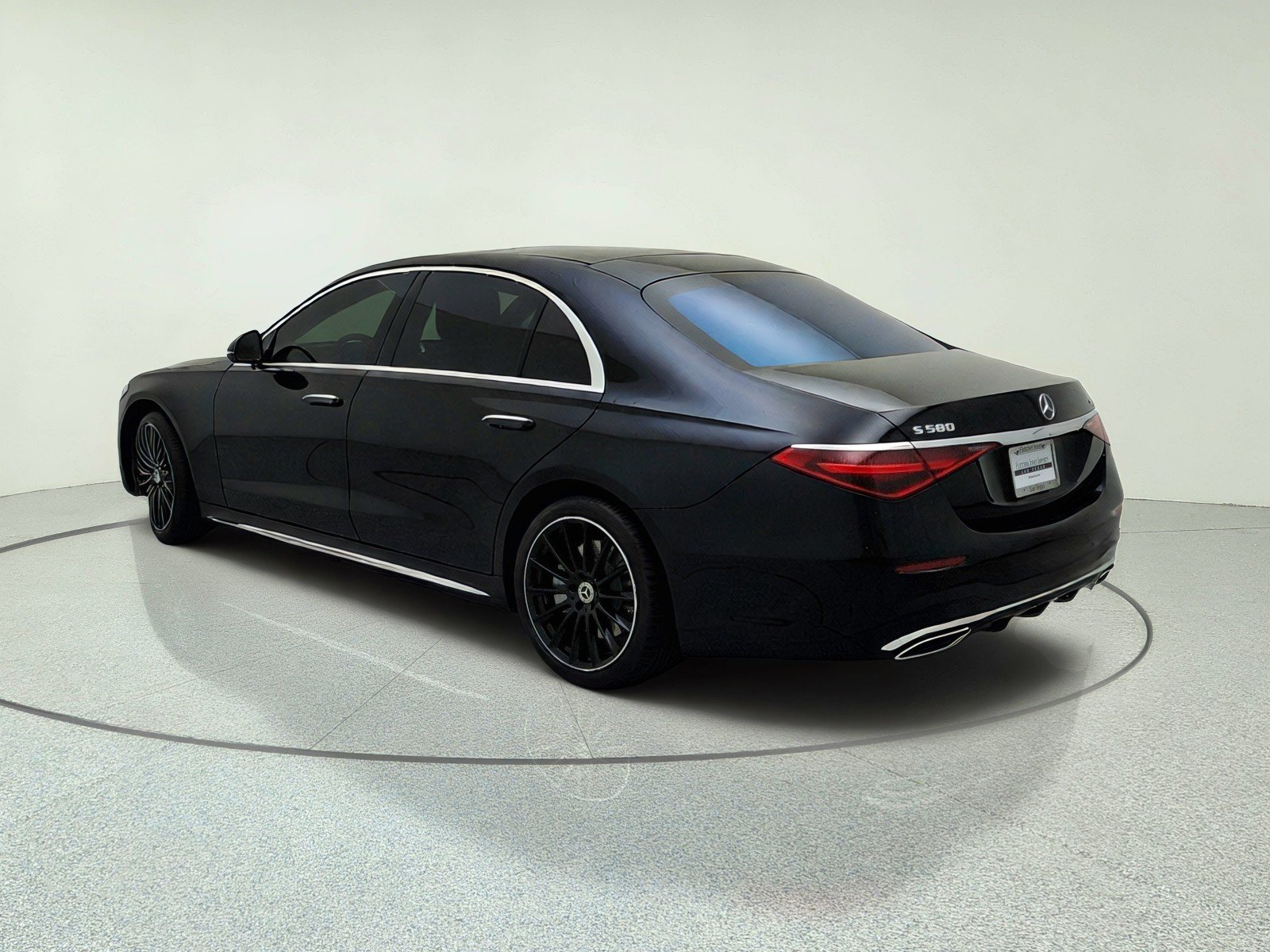 Used 2026 Obsidian Black Metallic Mercedes-Benz S 580 image 12