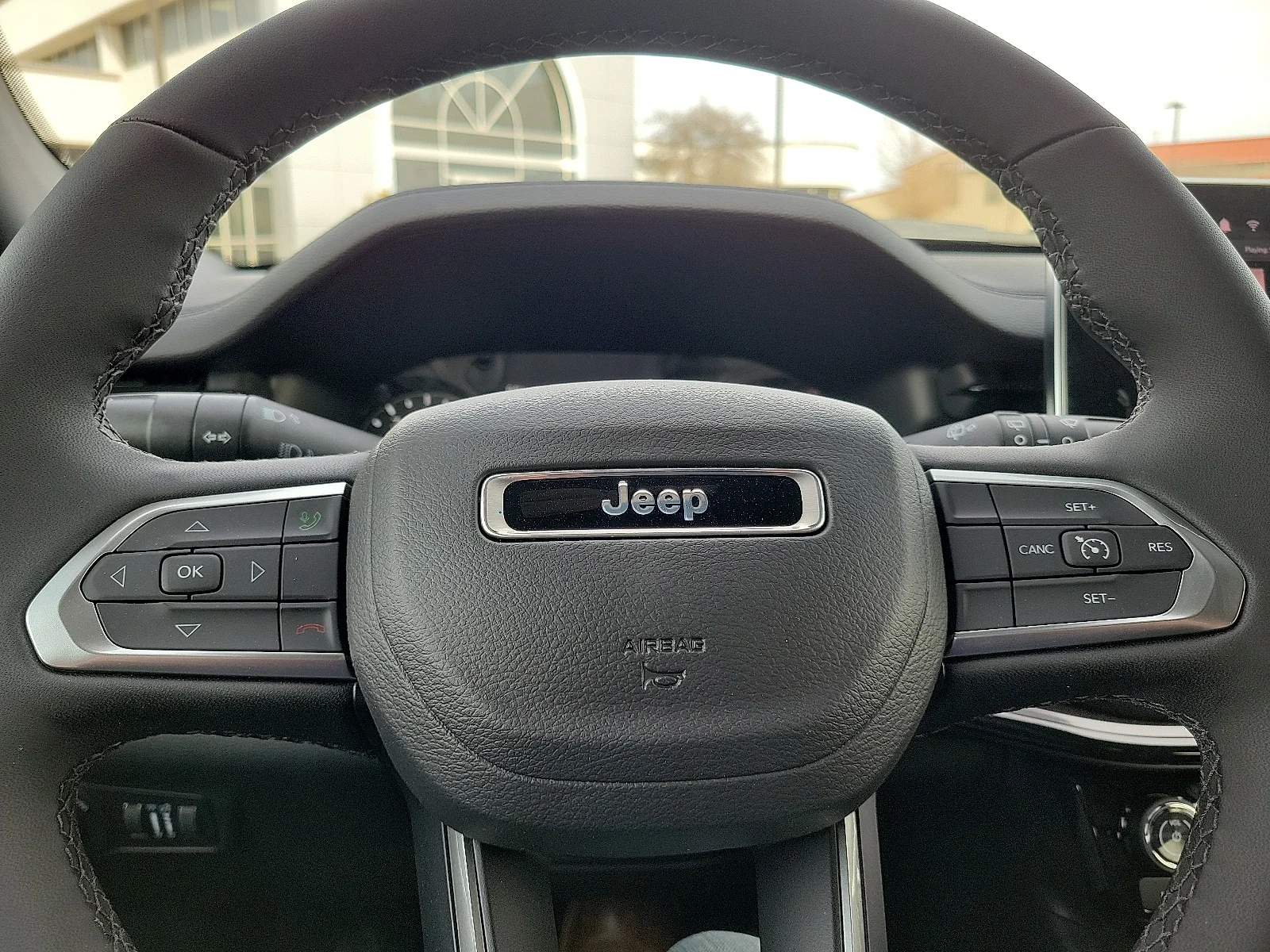 New 2026 PW7 Bright Whit Jeep LATITUDE ALTITUDE 4X4 image 17