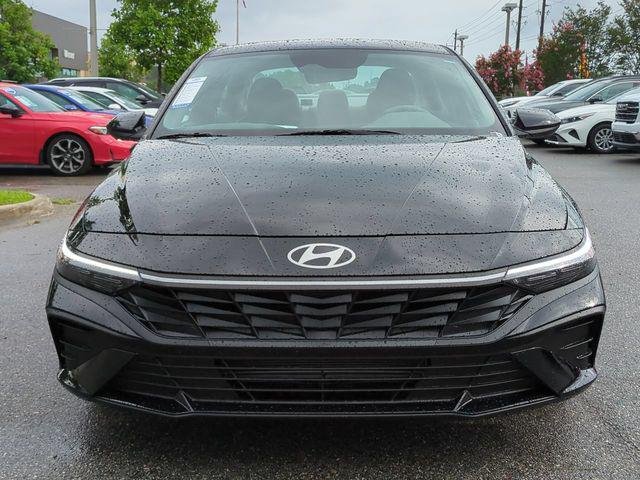 New 2026 Black Hyundai SEL Sport image 9