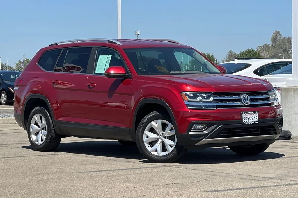 Used 2019 Volkswagen Atlas SE with VIN 1V2DR2CA9KC503792 for sale in Hanford, CA