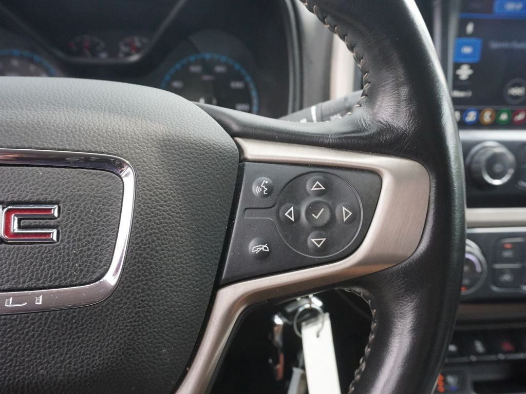 Used 2022 Black GMC Denali image 37