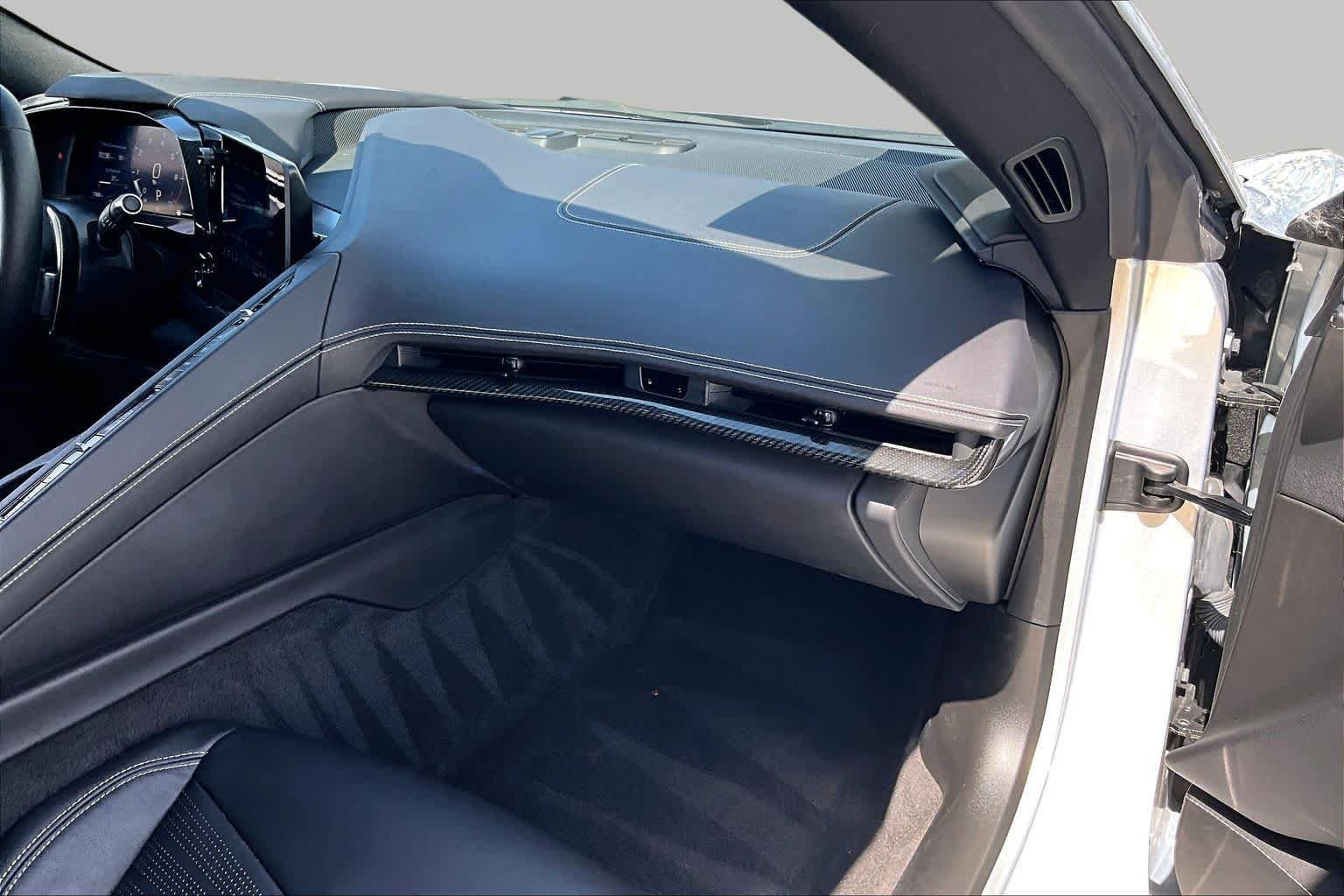 Used 2022 Silver Flare Metallic Chevrolet 2LT image 16