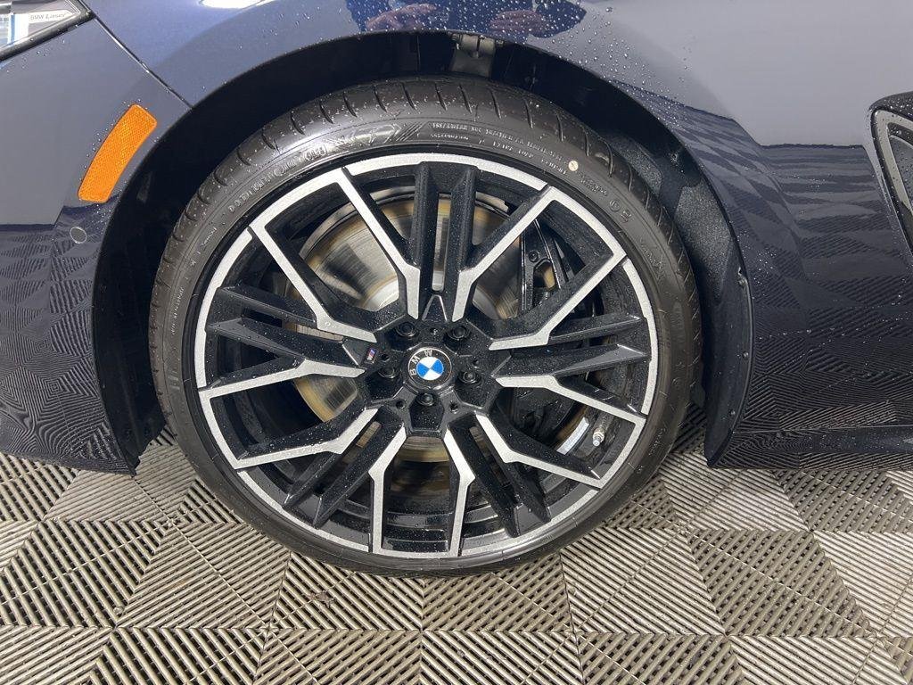 2026 BMW 8 Series 840i - Photo 6