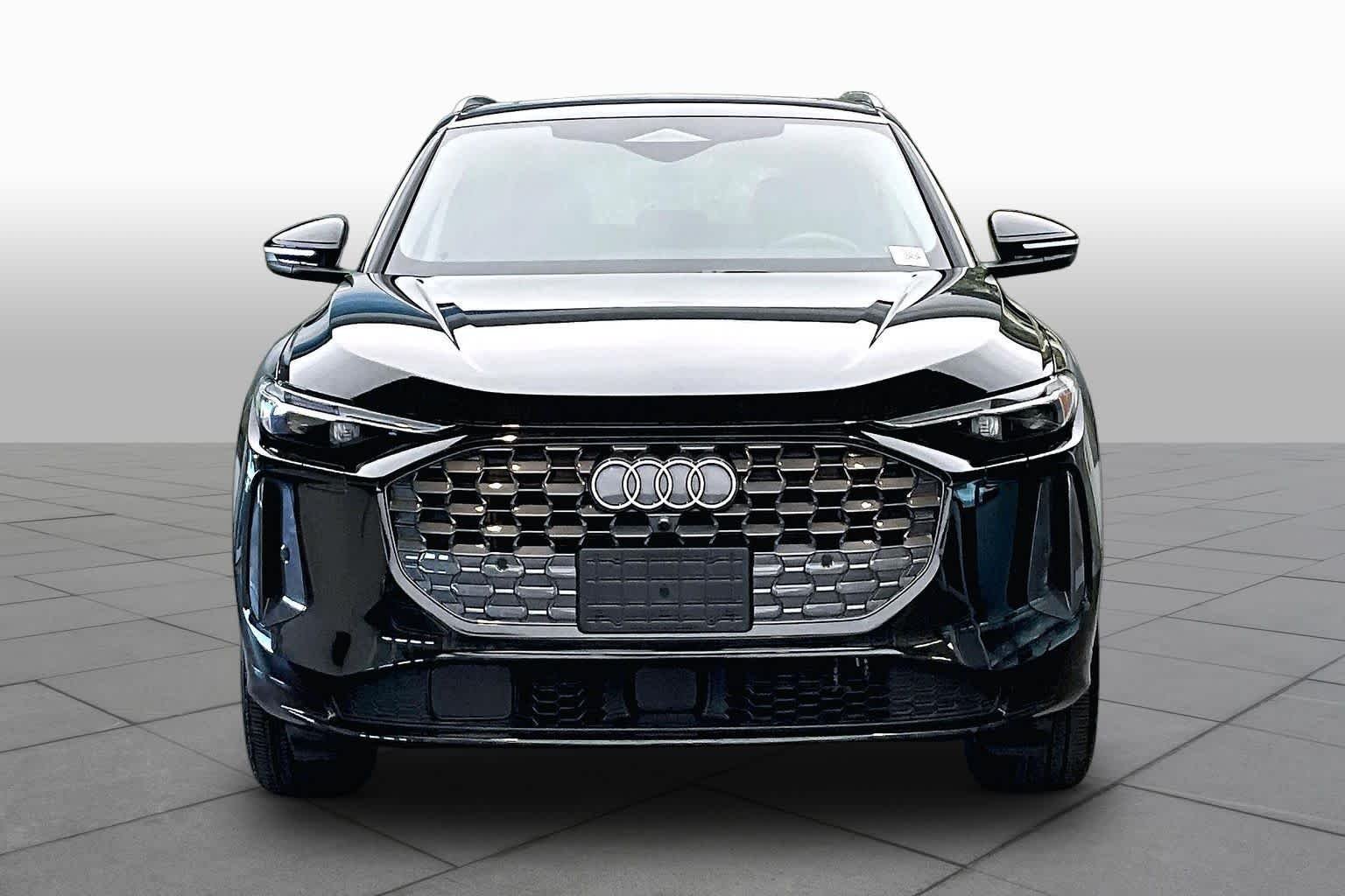 Used 2025 Mythos Black Metallic Audi Premium Plus image 4