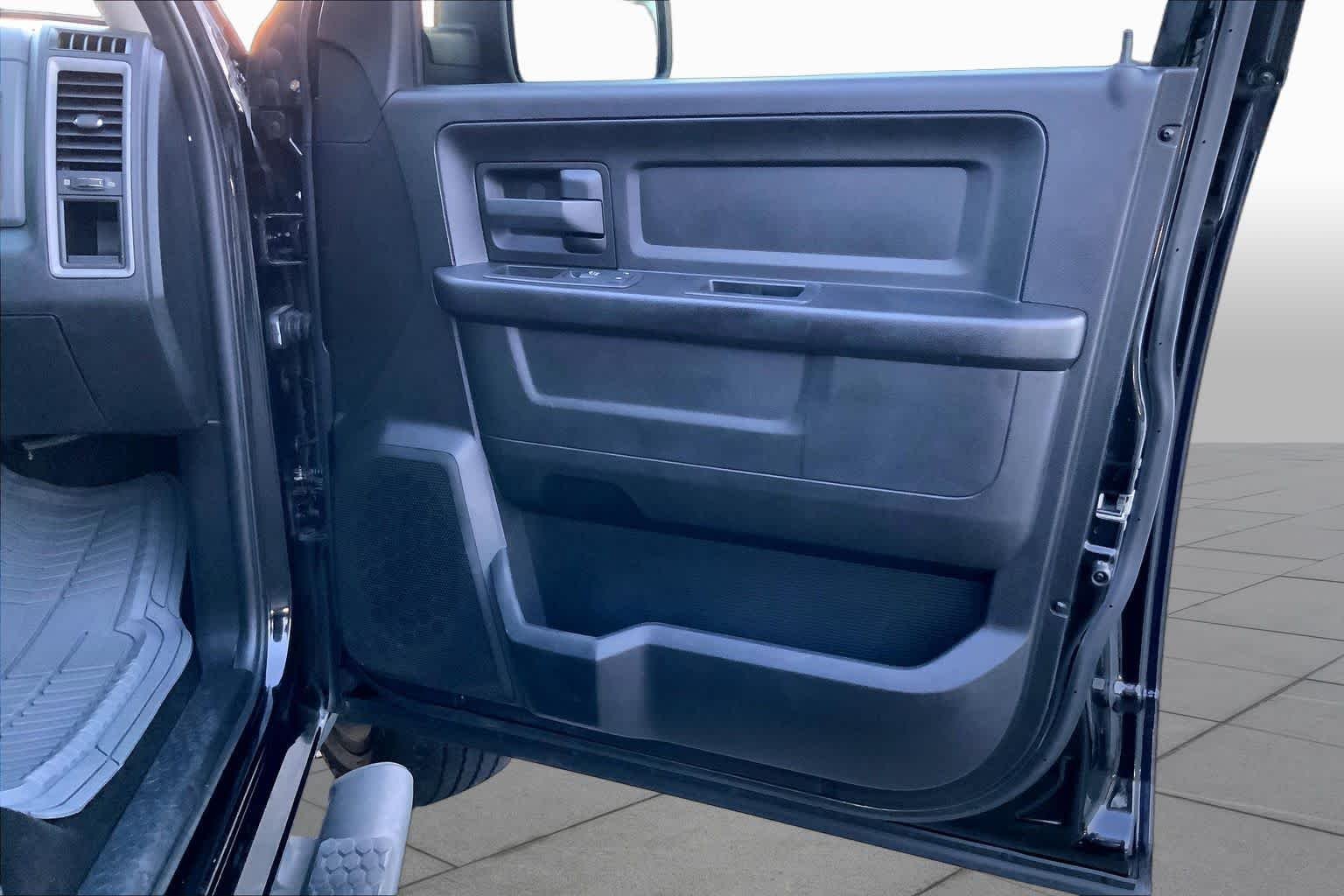 Used 2015 Black Clearcoat Ram Express image 20
