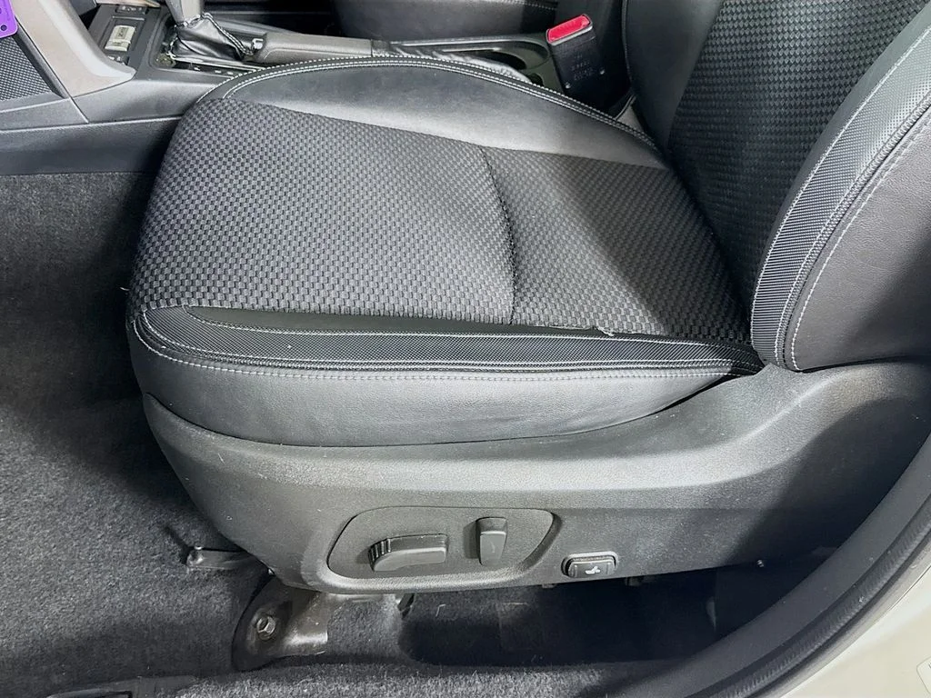 Used 2018 White Subaru 2.0XT Premium image 23