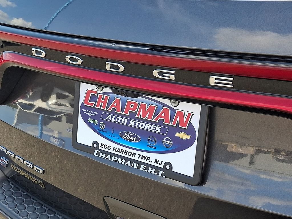 Used 2019 Gray Dodge SXT image 32