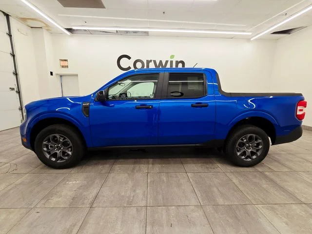 New 2026 Blue Ford XLT image 2