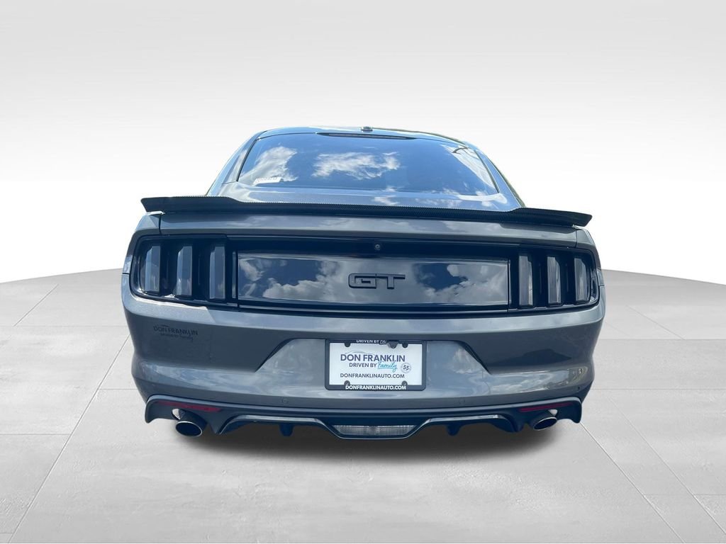 Used 2017 Gray Ford GT Premium image 4
