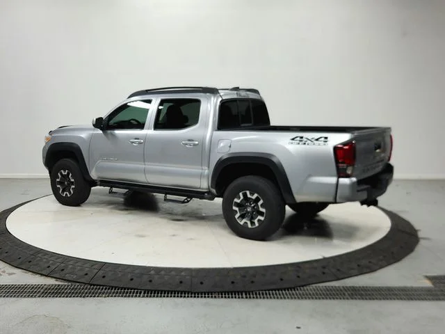 Used 2022 Silver Toyota SR image 6