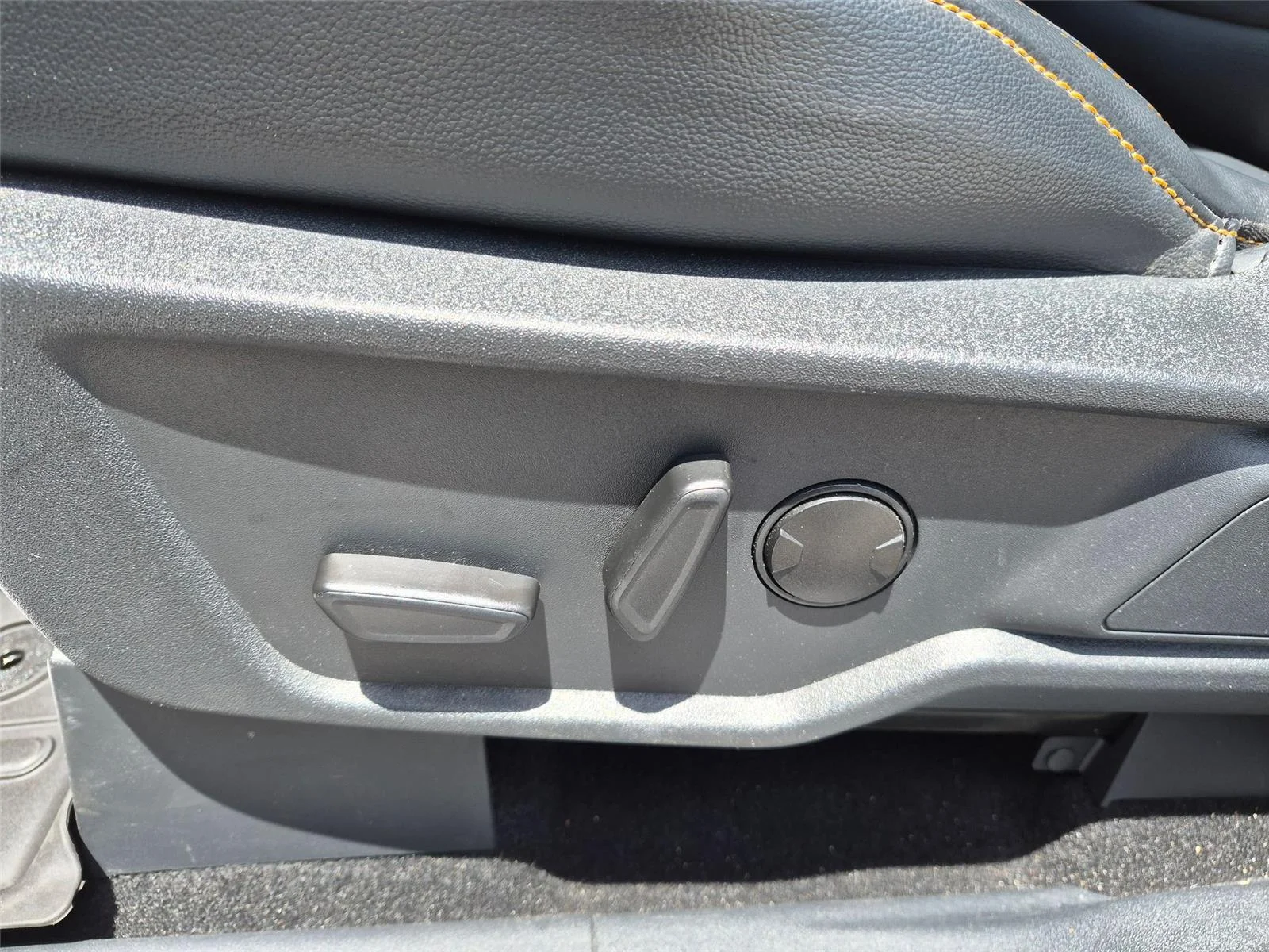 Used 2022 Carbonized Gray Metallic Ford Badlands image 14