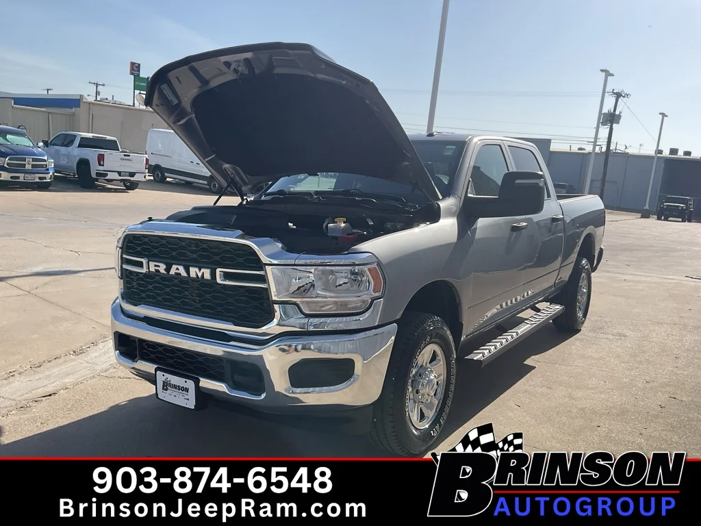 Used 2024 Billet Silver Metallic Clearcoat Ram Tradesman image 12