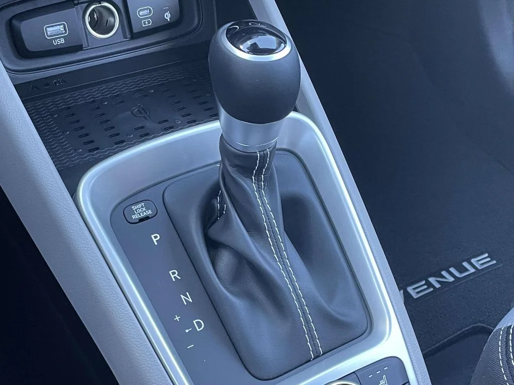 New 2026 Black Hyundai SEL image 31