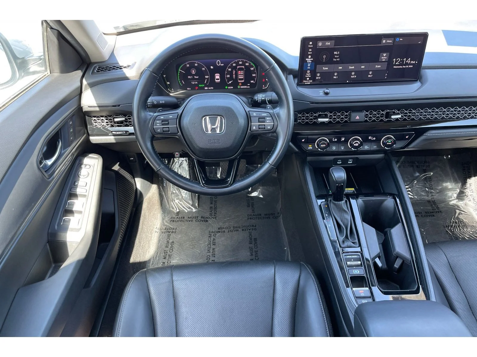 Used 2025 Solar Silver Metallic Honda EX-L image 16