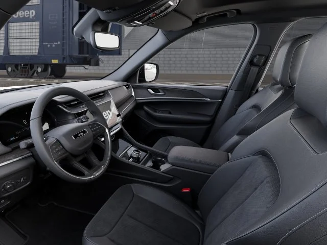 New 2026 White Jeep Altitude image 22
