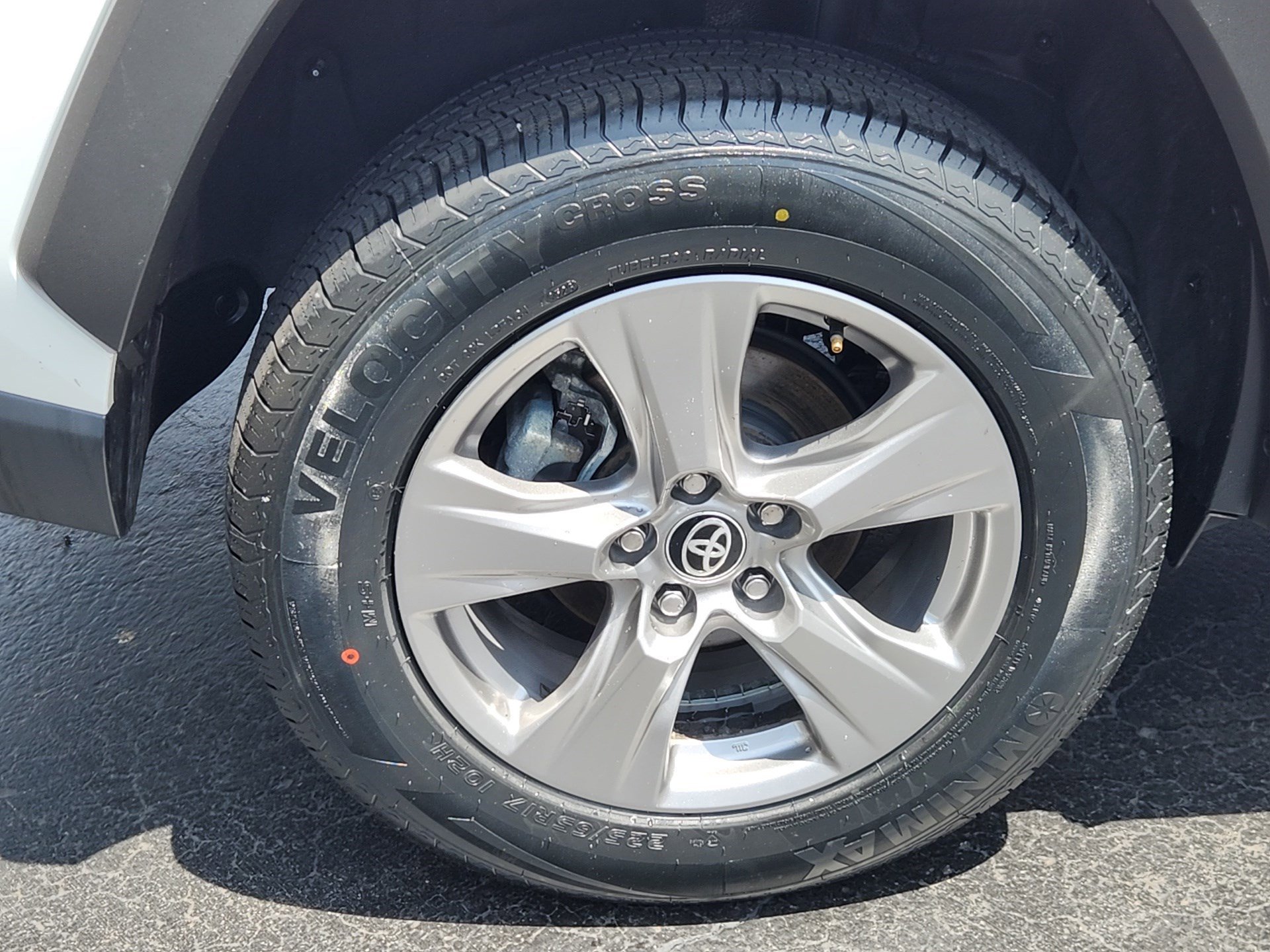 Certified Used 2024 Ice Cap Toyota XLE image 27