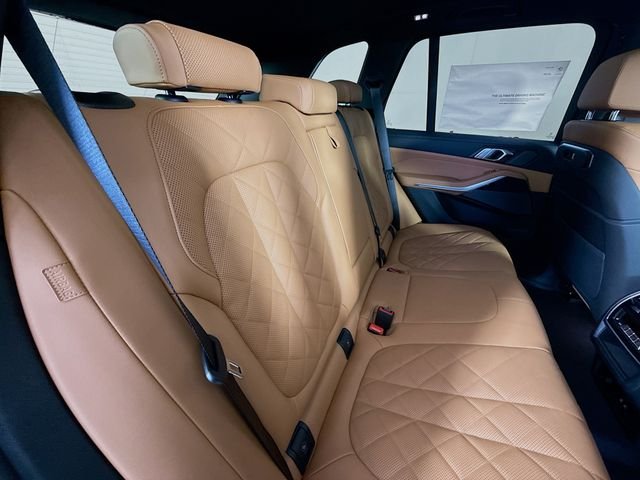 New 2026 Black BMW xDrive50e image 29