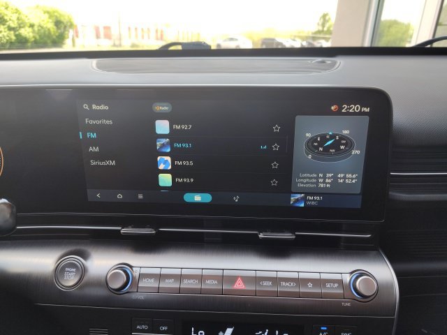 Used 2025 Gray Hyundai SEL image 19