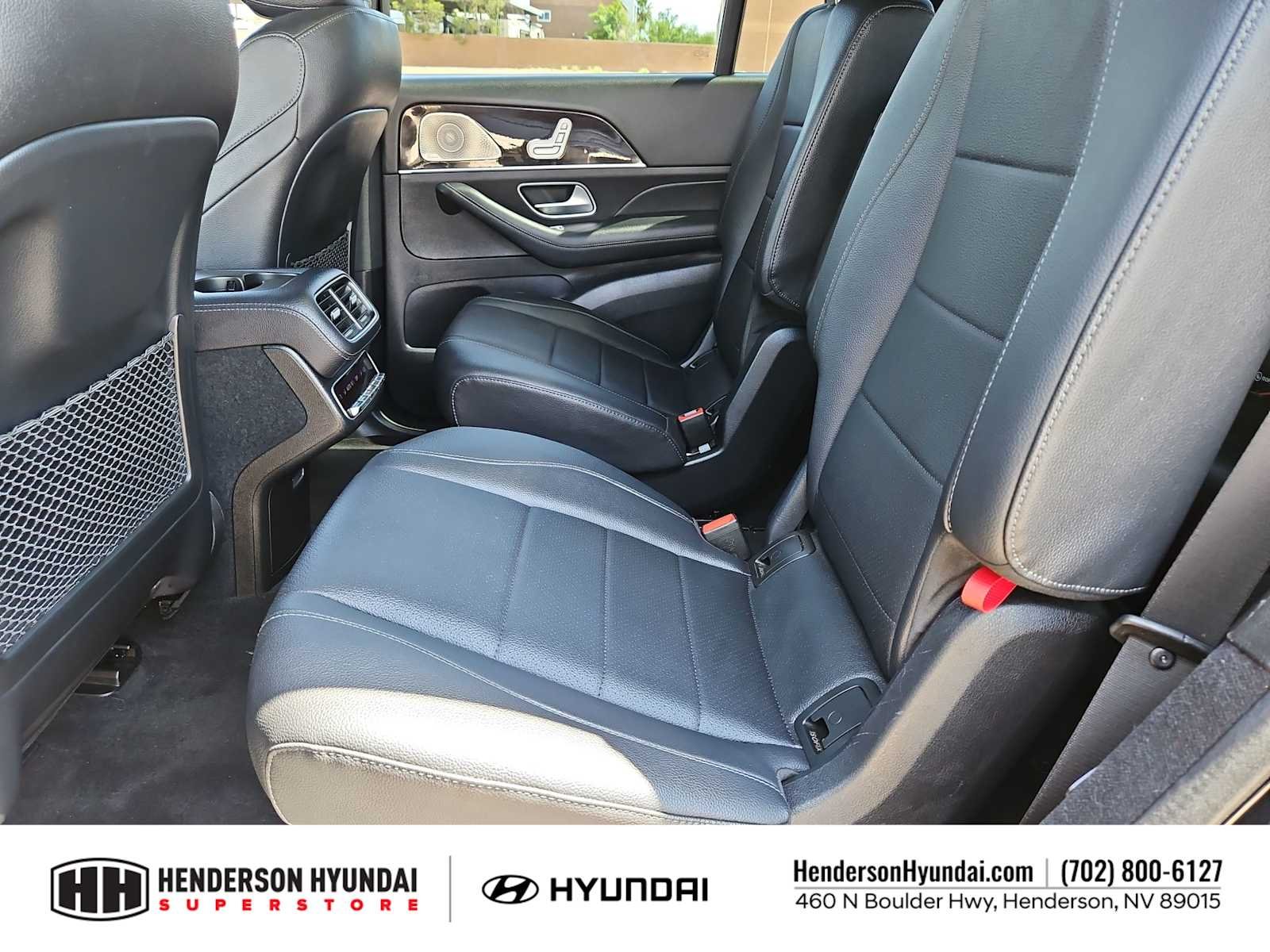 Used 2022  Mercedes-Benz GLS 450 image 19