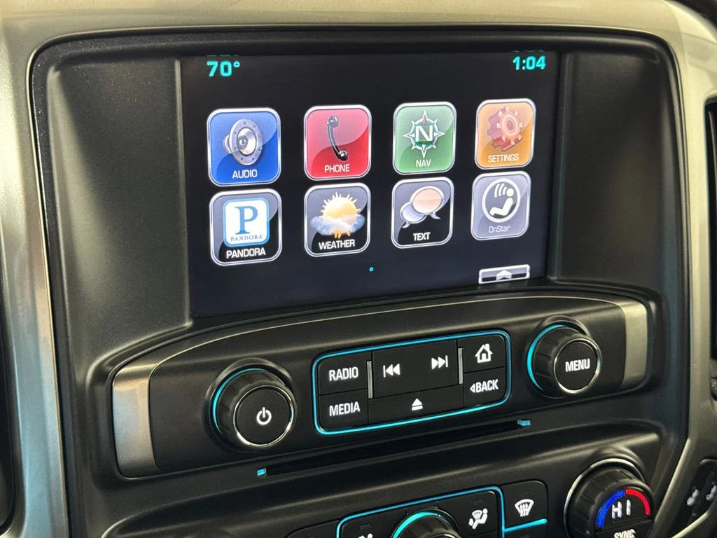 Used 2015 White Chevrolet LT image 19