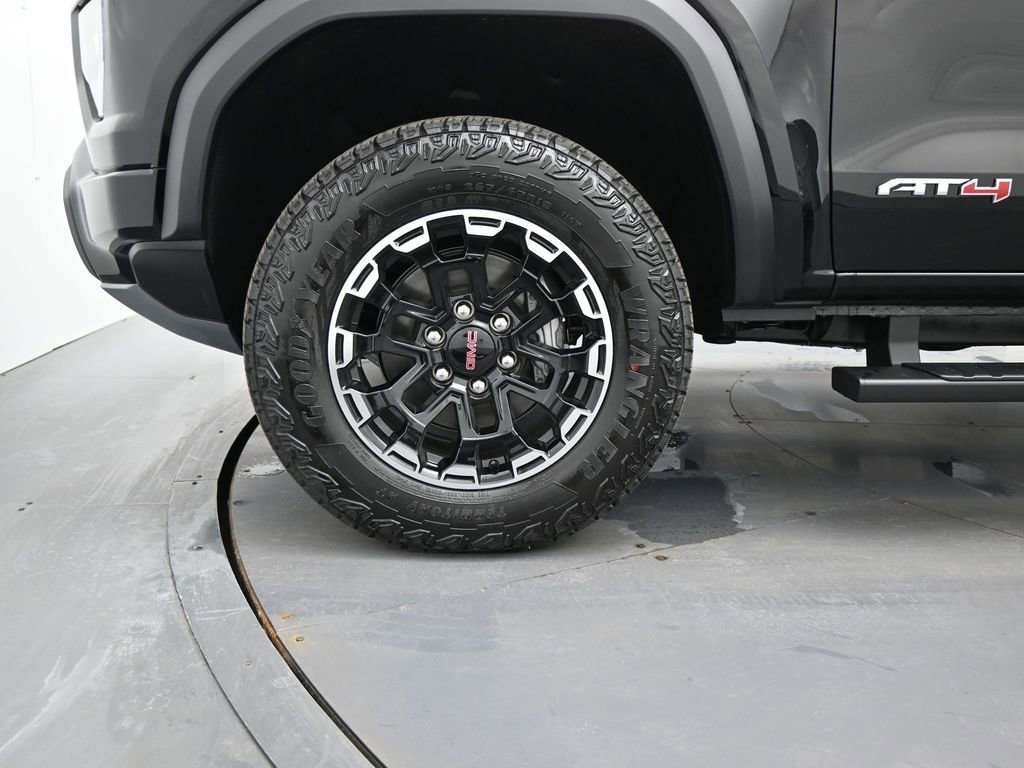2026 GMC Canyon AT4 - Photo 8