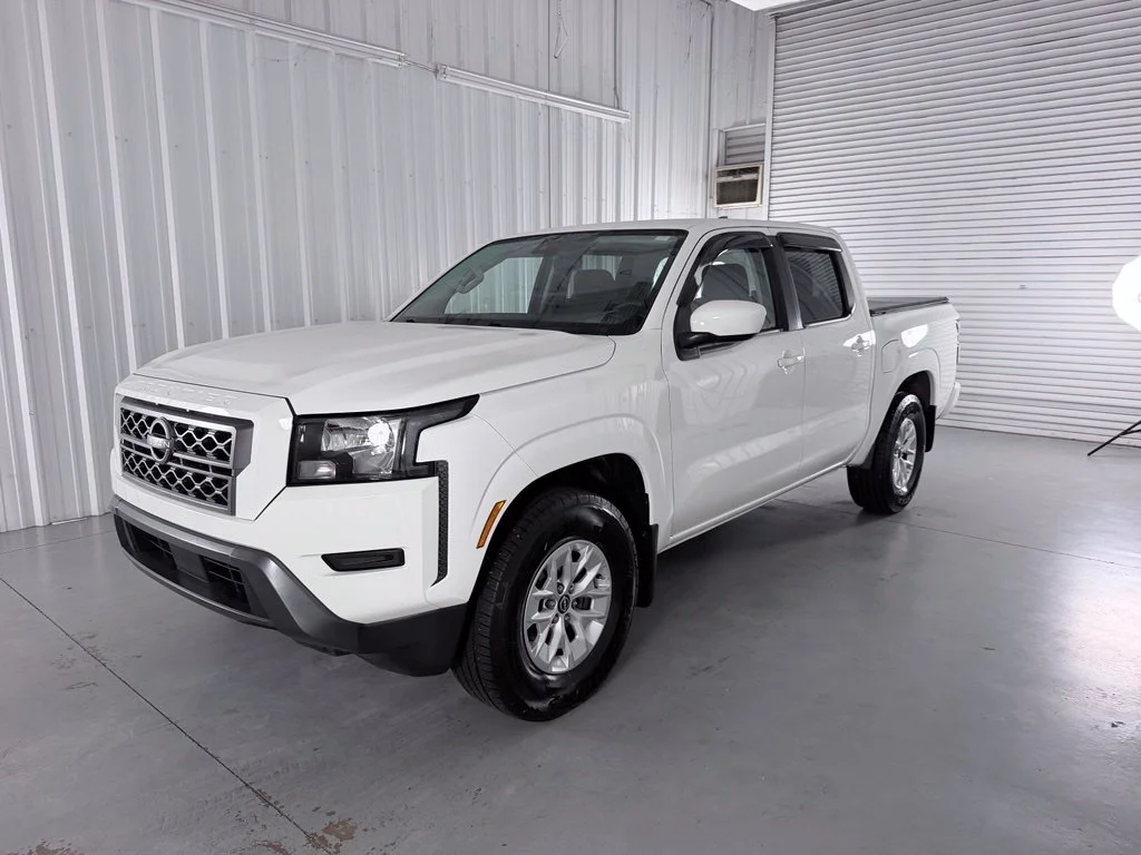 Used 2024 White Nissan SV image 1