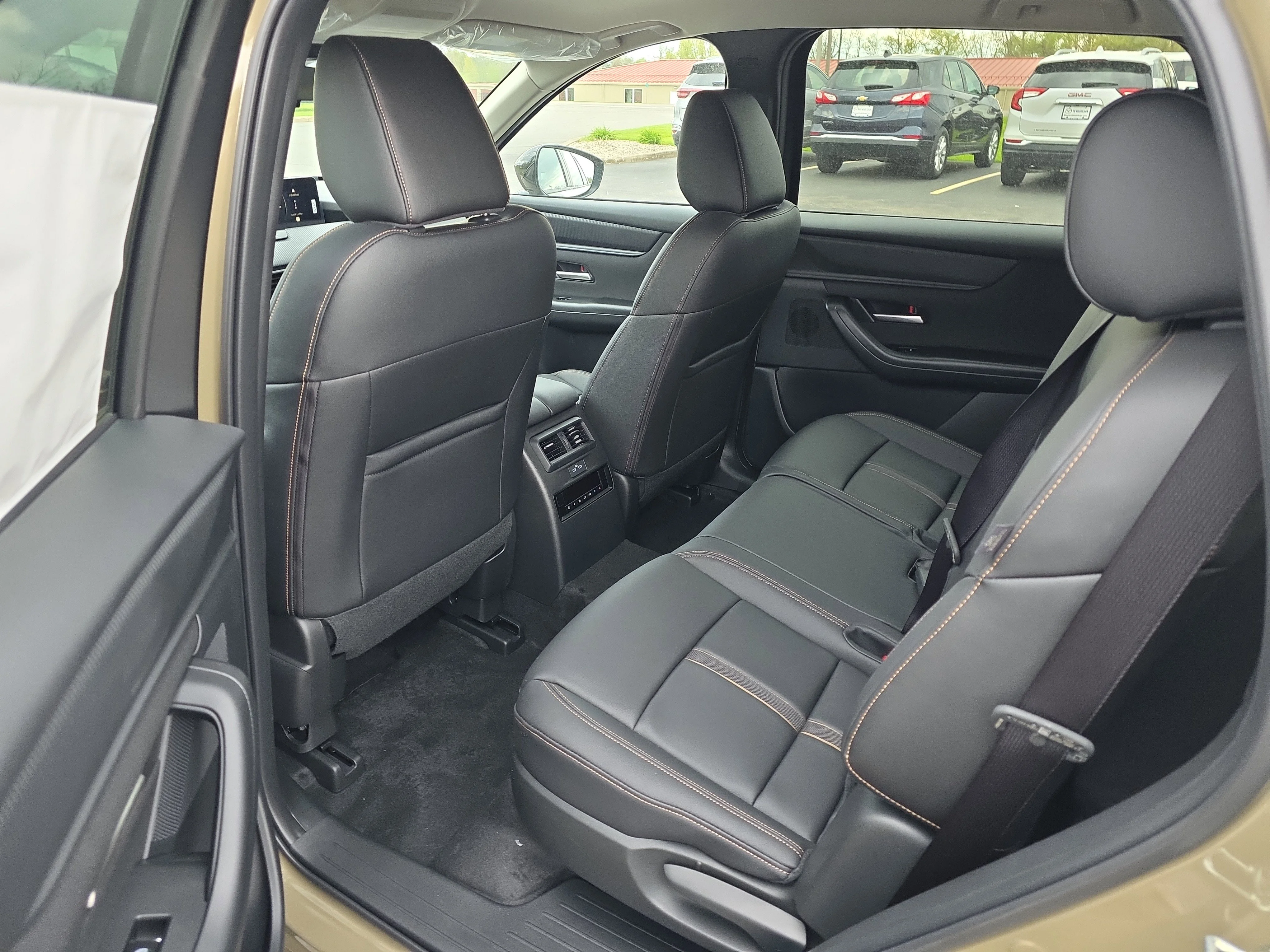 New 2026 Zircon Sand Metallic Mazda SC AWD image 17