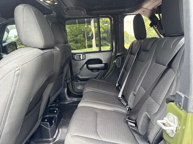 Used 2022 Green Jeep Unlimited Sport Altitude image 14