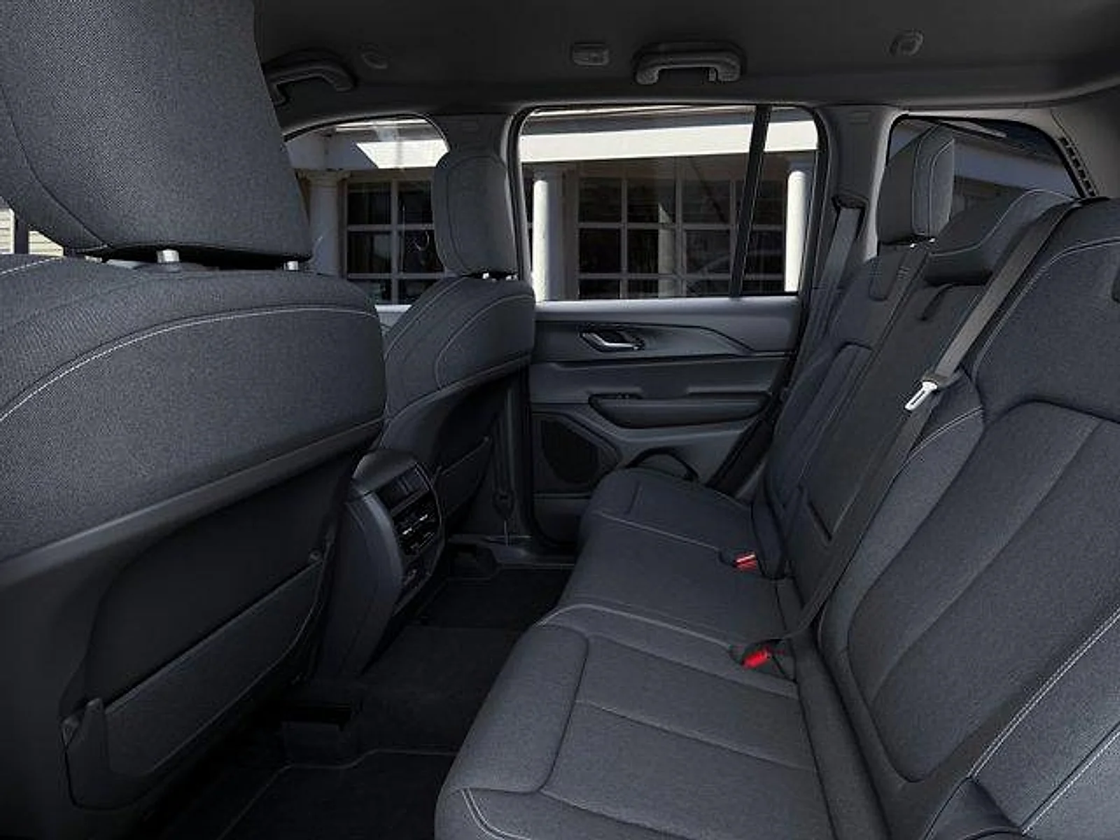 New 2026 Silver Zynith Exterior Paint Jeep Altitude 4x4 image 23