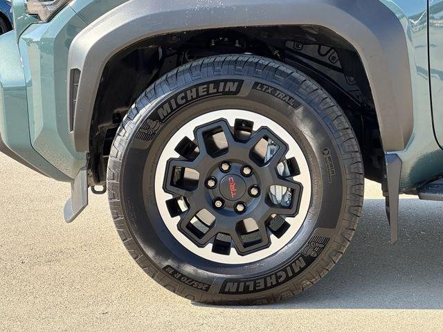 Certified Used 2025 EVEREST Toyota  image 31