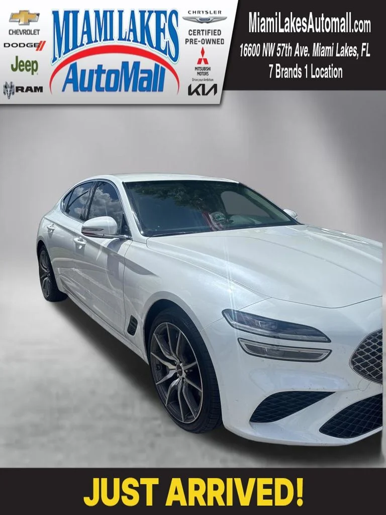 2025 Genesis G70 2.5T Standard's photo