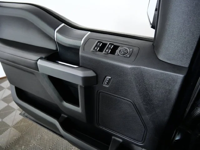 Used 2018 Black Ford XLT image 25