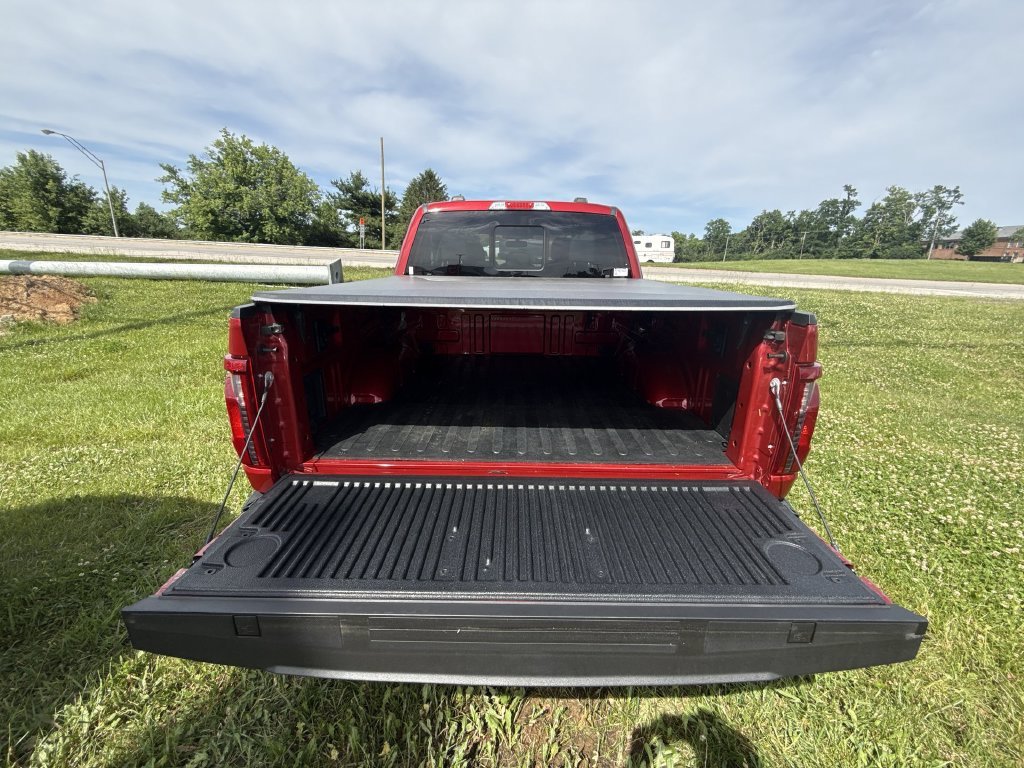 Used 2024 Red Ford XLT image 14