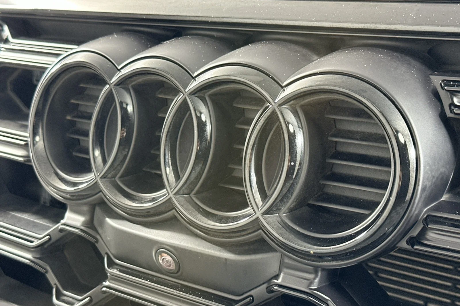 Used 2024 Daytona Gray Pearl Effect Audi S line Premium Plus image 15