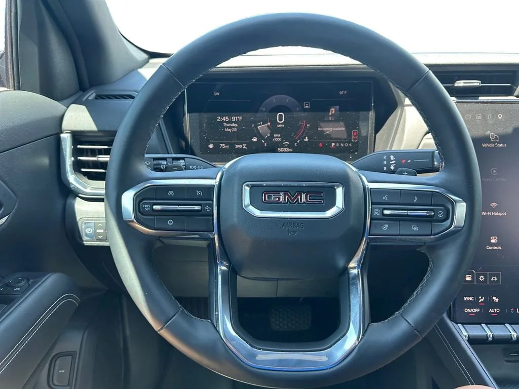 New 2026 Sterling Metallic GMC Elevation image 17