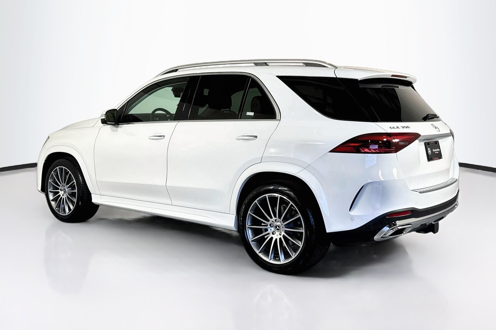 New 2026 Polar White Mercedes-Benz GLE 350 image 7