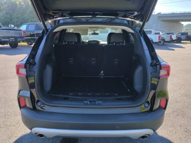 Used 2024 Black Ford Base image 30