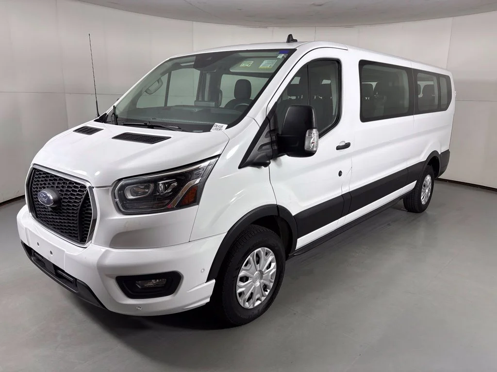 Used 2023 White Ford XLT image 4