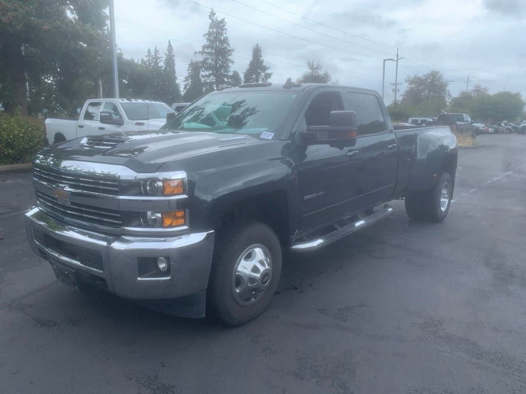 Used 2017 Graphite Metallic Chevrolet LT image 1