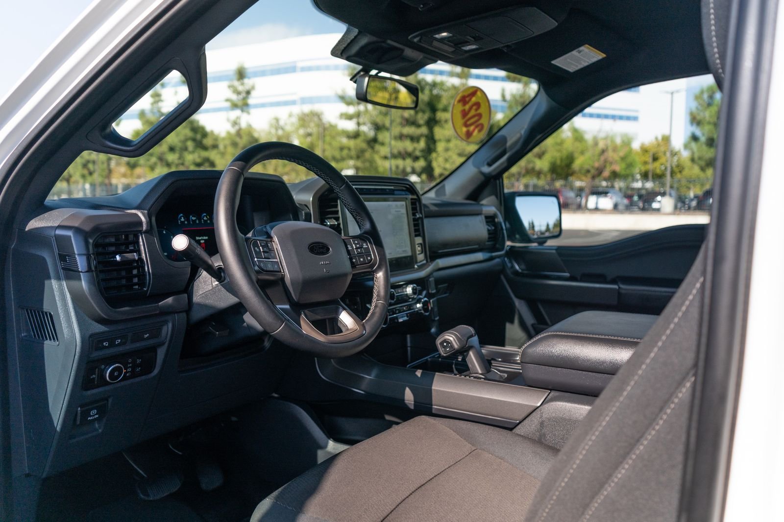 Used 2024 Oxford White Ford XLT image 13