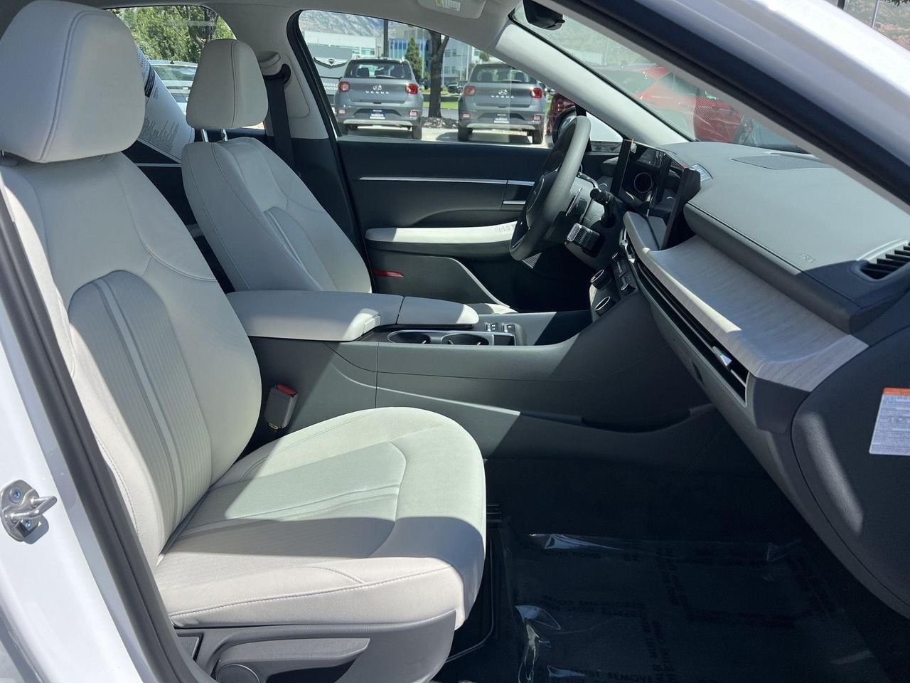 New 2026 Serenity White Hyundai Blue image 54