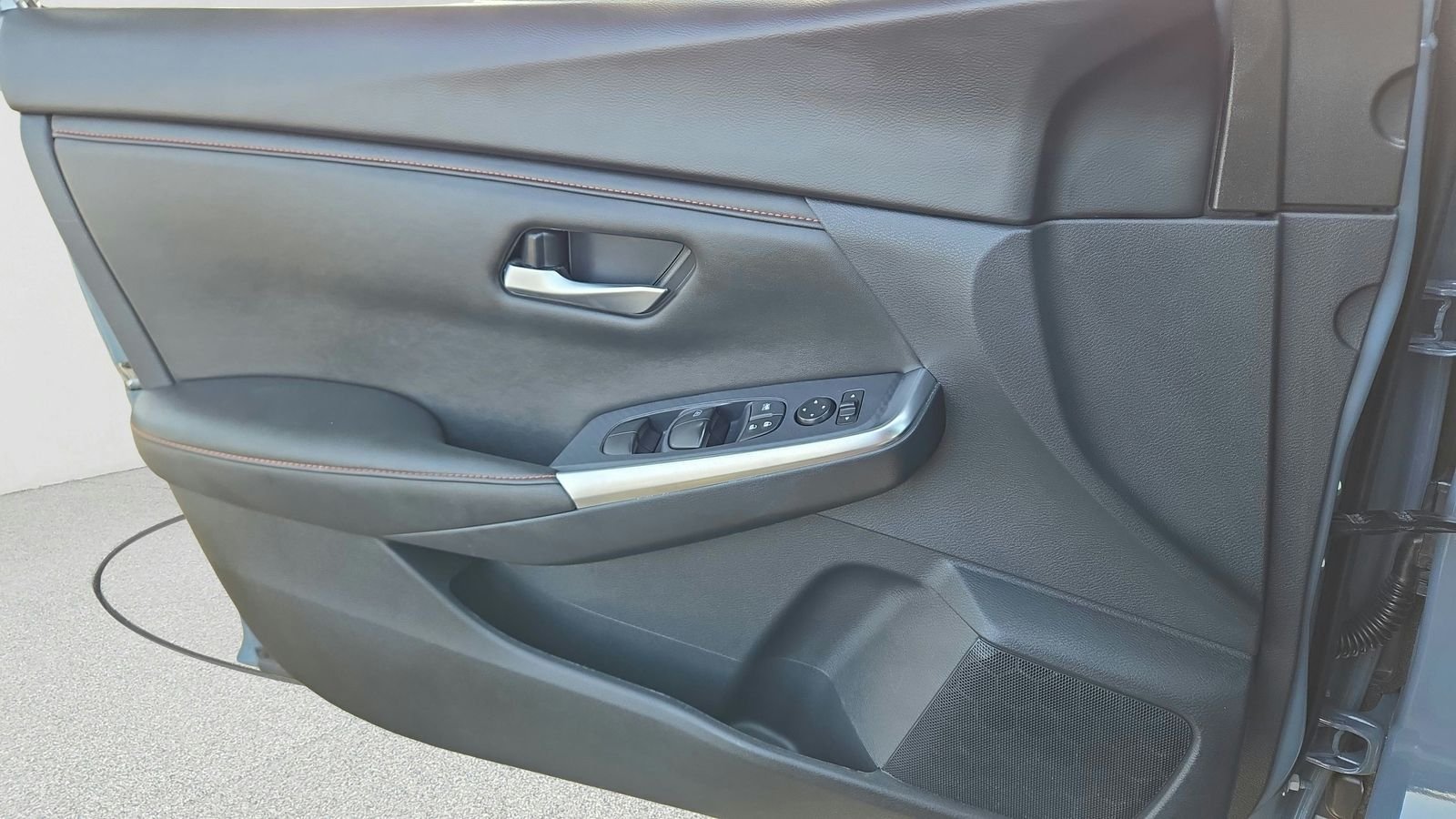 Certified Used 2025 Gray Nissan SR image 17