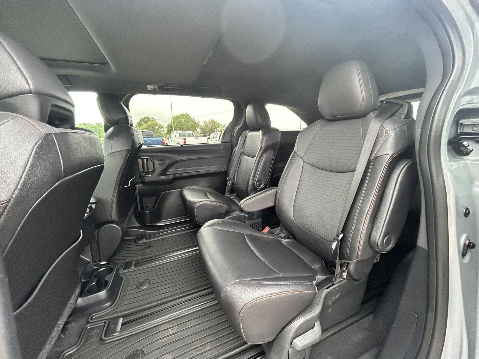 Used 2024  Toyota XSE image 15