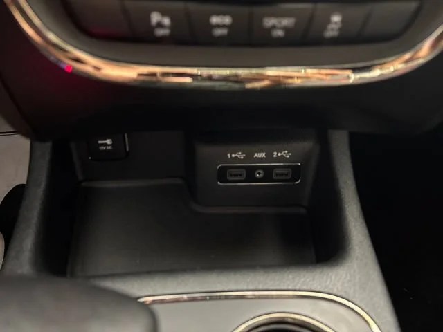 Used 2018 Black Dodge R/T image 38