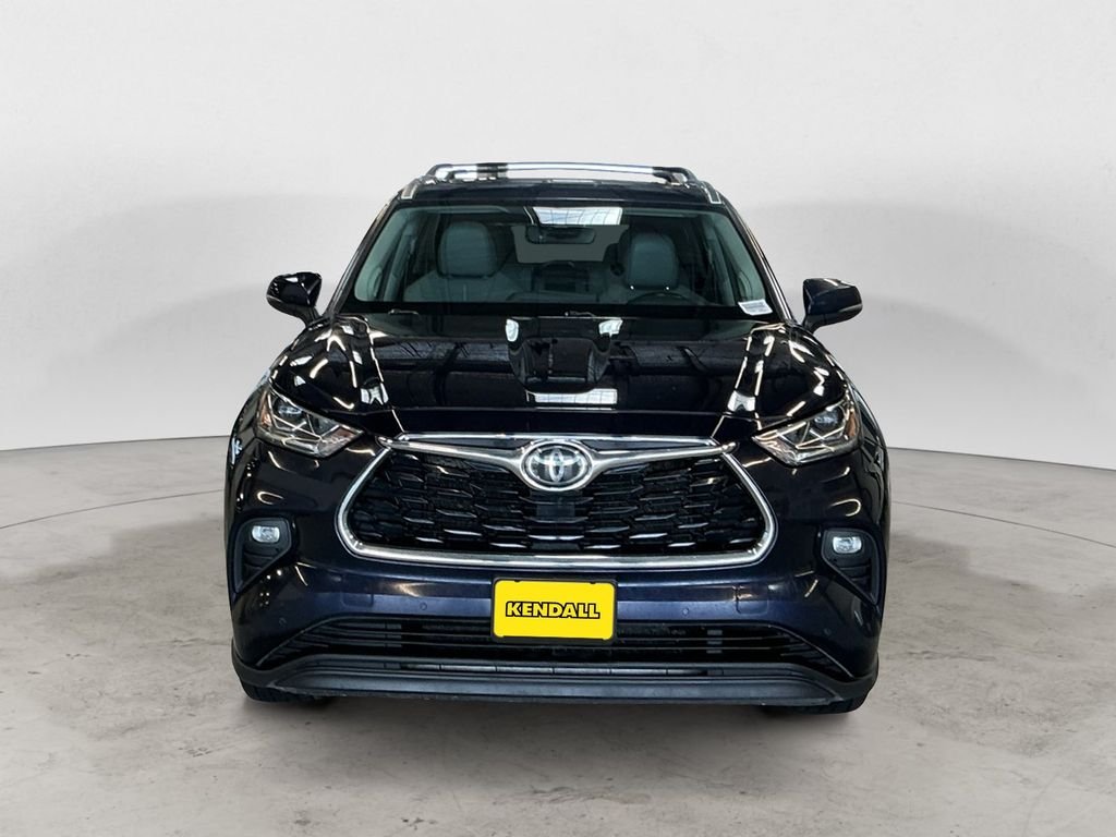 Used 2020 Blue Toyota Limited image 2