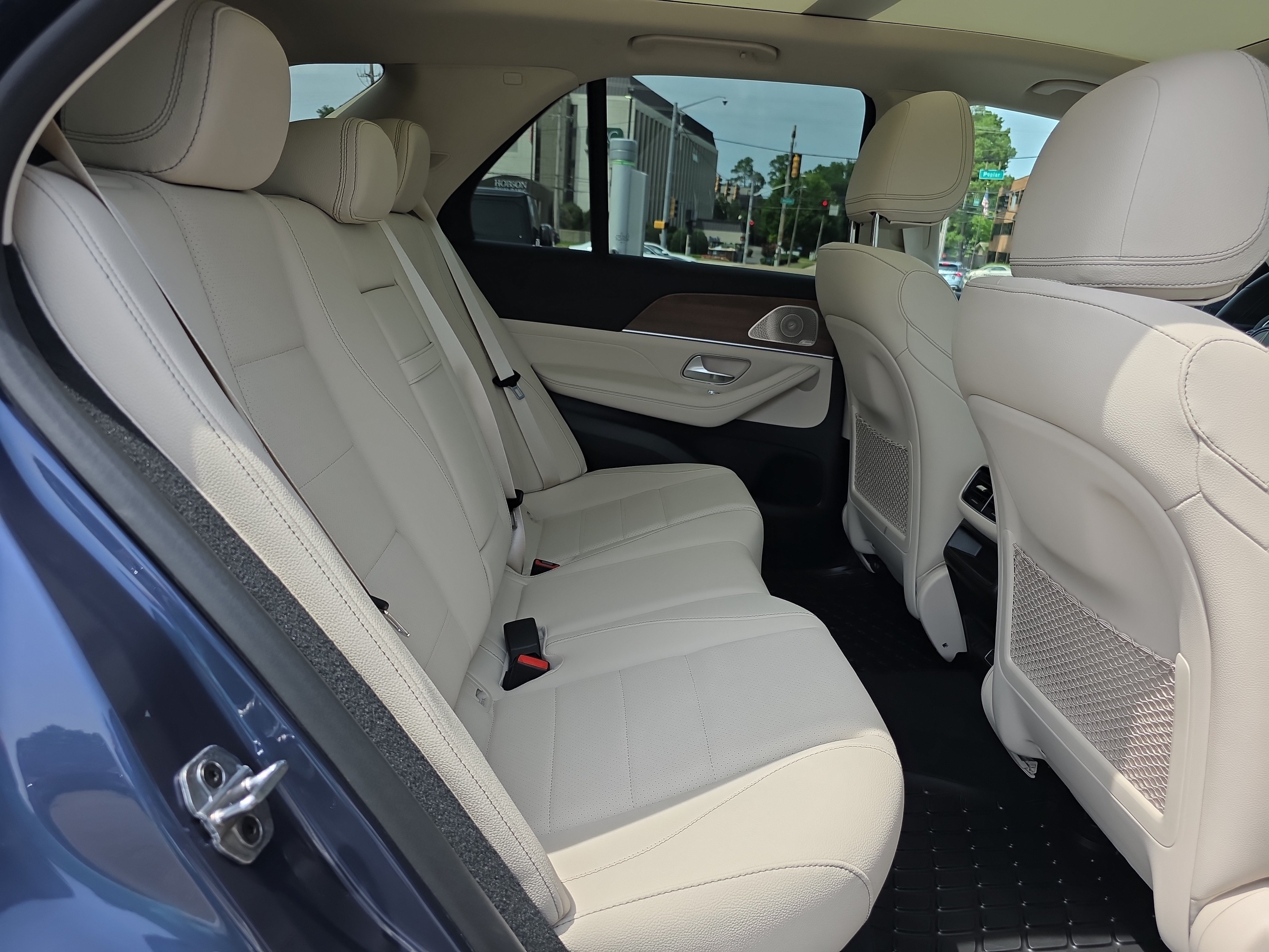 New 2026 Twilight Blue Metallic Mercedes-Benz GLE 350 image 42