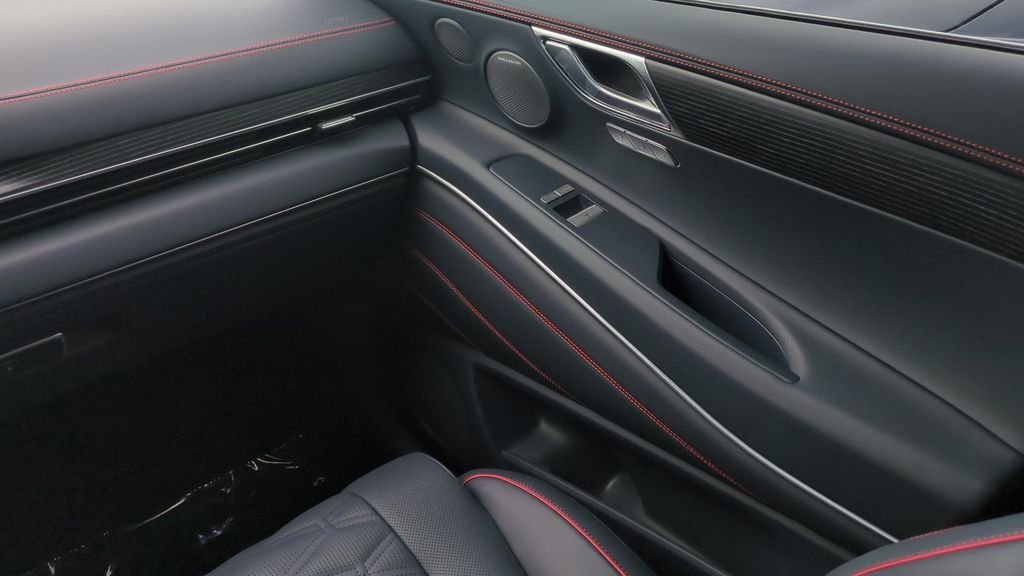 New 2027 Blue Genesis 3.5T E-SC MHEV PRESTIGE image 13