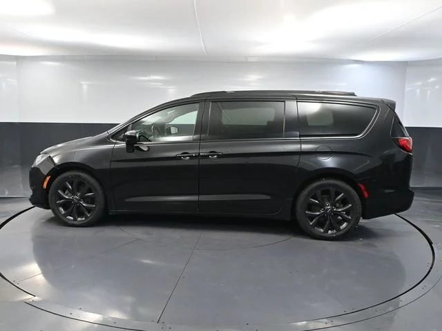 2019 Chrysler Pacifica Touring L Plus - Photo 9
