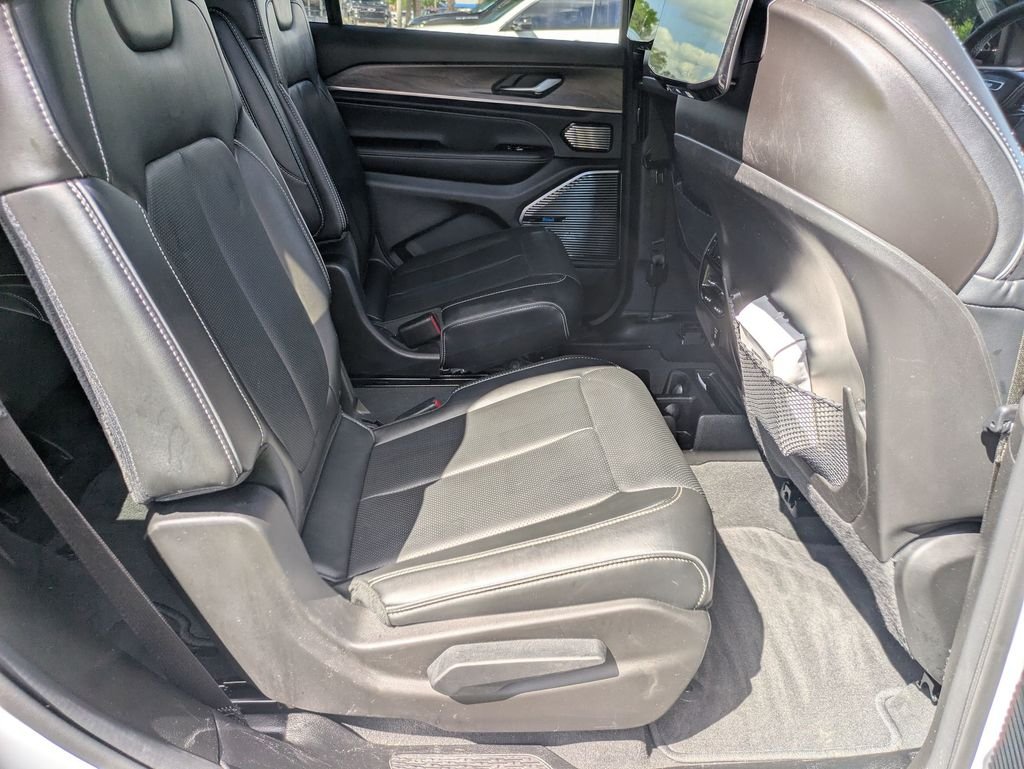 Used 2023 White Jeep Overland image 30