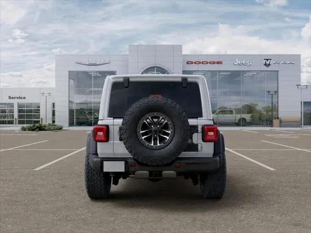 New 2026 Bright White Clear-Coat Exterior Paint Jeep Rubicon 392 image 35